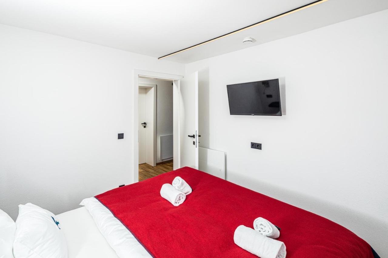 Falcon Suites Kaprun - Summercard Included Buitenkant foto