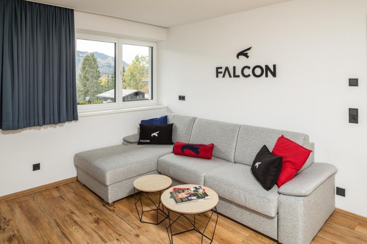 Falcon Suites Kaprun - Summercard Included Buitenkant foto
