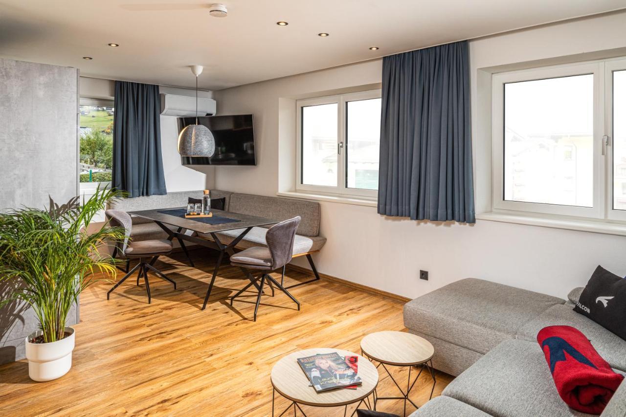 Falcon Suites Kaprun - Summercard Included Buitenkant foto