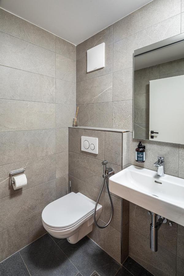 Falcon Suites Kaprun - Summercard Included Buitenkant foto